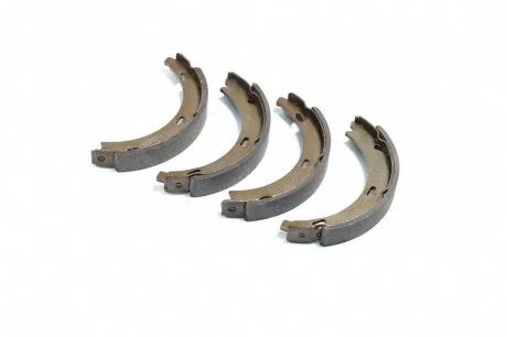 Колодка гальм. барабан. MB W124, W201, W202, W210 задн.  RIDER RD.2638.GS8208