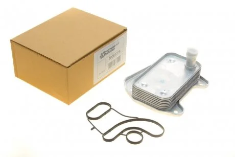 Радіатор масляний MB Sprinter/Vito OM611/646 (теплообмінник) Van Wezel 30003376