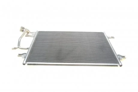 Радіатор кондиціонера Van Wezel 03005140