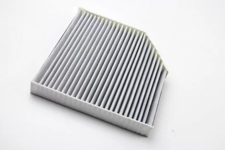 Фільтр салону Audi A6/A7/A8 10- (вугільний) MAHLE / KNECHT LAK667