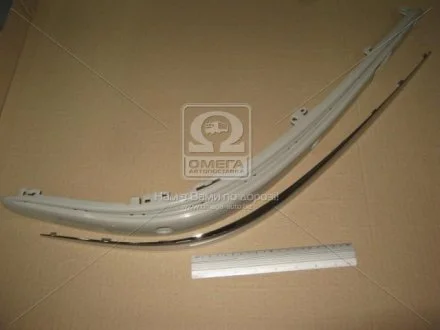 Накладка бампера пер. пра. MB 211 02-06 (пр-во) TEMPEST 035 0325 922
