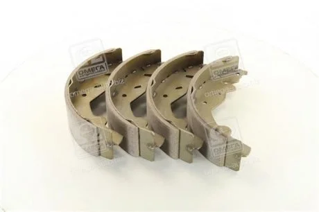 Колодка торм. барабан. KIA SPORTAGE (пр-во) PARTS-MALL PLB-008