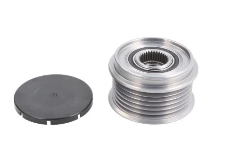 Шків генератора MB Vito (W638) 96-03 Valeo 588068