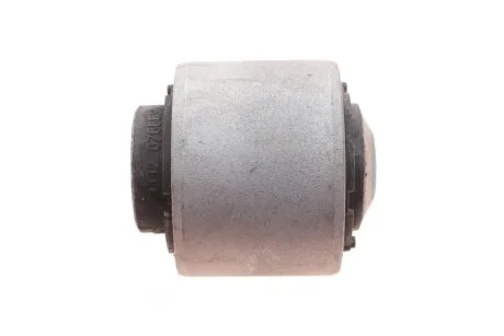 Сайлентблок важеля LM LEMFORDER 29821 01