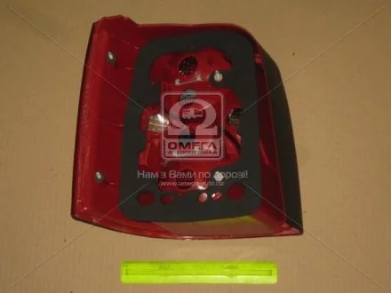 Ліхтар задній правий VW Passat B5 (01-) універсал TYC 11-A209-01-2B