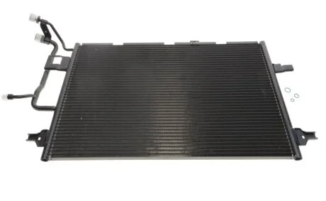 Радіатор кондиціонера Audi A6 2.5 TDI 97-05 NRF 35317