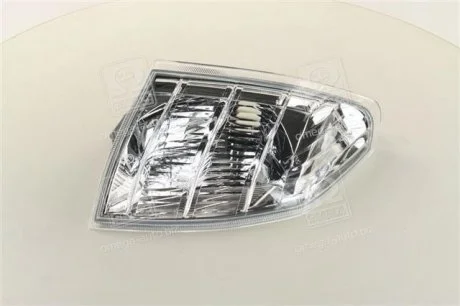 Покажчик повороту передній правий Nissan Xtrail (01-) TYC 18-A653-01-2B