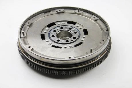Маховик MERCEDES VITO 2.3TD 96-03 LuK 415 0117 10