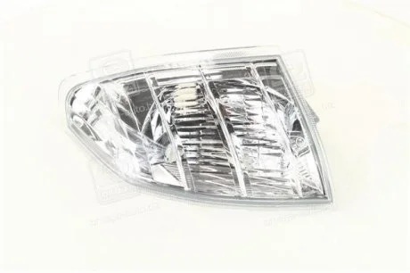 Указатель поворота передний левый Nissan Xtrail (01-) TYC 18-A654-01-2B