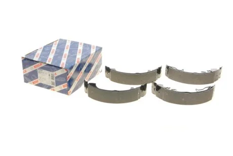 Колодки гальмівні (задні) Citroen Nemo/Peugeot Bipper 08- (барабанные) (228.6x42) BOSCH 0 986 487 703