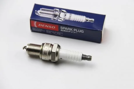 Свічка запалювання DENSO W20EPR-U11