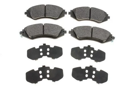 Колодки гальмівні (передні) Daewoo Lanos/ Nubira 1.6-2.2 97- (Akebono) TEXTAR 2323401