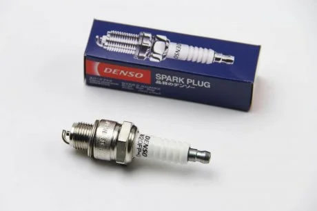 Свічка запалювання (10шт. в упаковці) DENSO W20FP-U