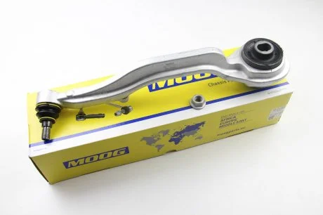 Важіль підвіски передній MOOG ME-TC-1970