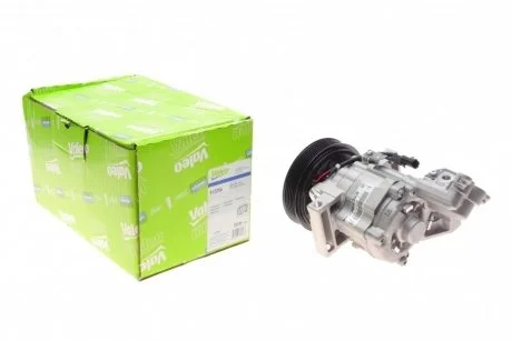 Компресор кондиціонера Dacia Dokker/Duster/Logan/Sandero 1.5 dCi/1.6 LPG 08- Valeo 813256