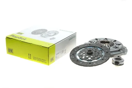 Комплект зчеплення Nissan Primera/X-Trail 01-13 (d=240mm) (+вижимний) LuK 624 3085 00