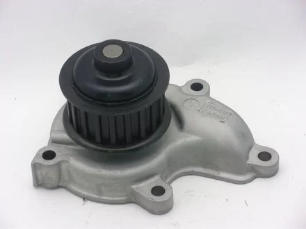 Насос водяной NISSAN (пр-во) GMB GWN-55A