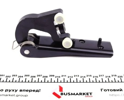 Ролик дверей (бічних/средний) Master/Opel Movano 10- (з кронштейном) RENAULT 777640623R