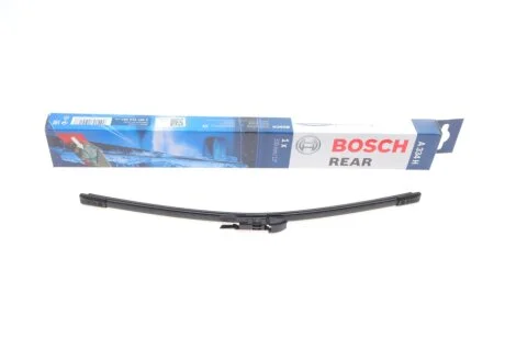 Щітка склоочисника (задня) (330mm) MB CLA (X117)/CLS (X218) 12-18/BMW X1 (E84/F48) 09- BOSCH 3397016387