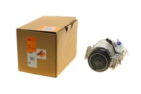 Компрессор кондиционера BMW 5 (E60/E61)/7 (E65/E66/E67) 2.0-3.0D 01-10 NRF 32433