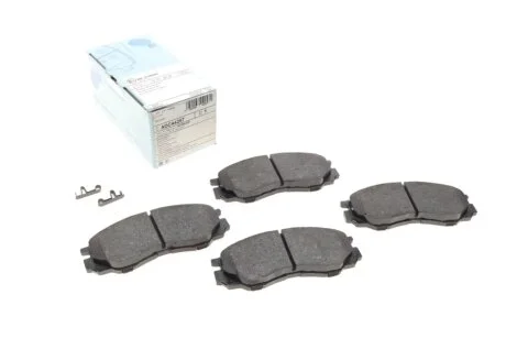 Колодки гальмівні (передні) Mitsubishi L200 96-11 BLUE PRINT ADC44257