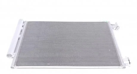 Радіатор кондиціонера (з осушувачем) Dacia Logan/Duster/Sandero/Renault Clio 1.2/1.5 10- NRF 350212