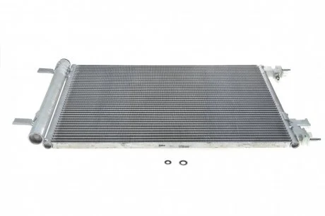 Радіатор кондиціонера Opel Astra/Zafira 1.3CDTI/1.7CDTI/1.4-1.08 09- Valeo 814201