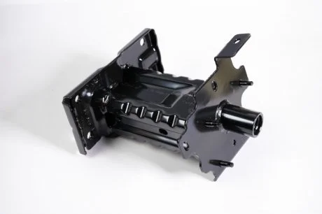 Кронштейн переднего бампера NISSAN 622114CL0A