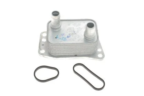 Радіатор охолодження мастила двигуна NRF 31781