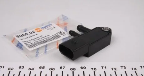 Датчик тиску вихлопних газів VW Crafter 2.5TDI (сажевий фільтр) (9060.02) AUTOTECHTEILE 390 6002