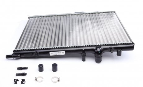 Радиатор охлаждения Citroen Berlingo/Peugeot Partner 1.6-2.0HDI 96- (538x378x26) MAHLE / KNECHT CR 515 000S (фото 1)
