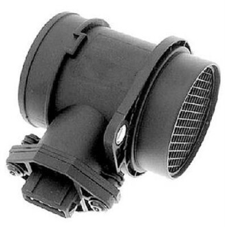 Расходомер воздуха 1,8T: AUDI A4/6 94-98 VW Passat 96-00 MAGNETI MARELLI AMMQ19667