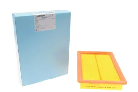 Фільтр повітряний Hyundai Elantra 1.6i/1.8/2.0/1.9D 00-06 BLUE PRINT ADG02213