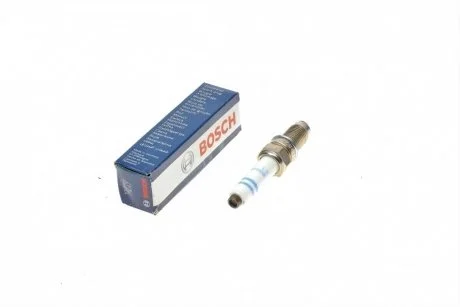 Свічка запалювання VW Caddy IV 1.6 15- BOSCH 0241135520