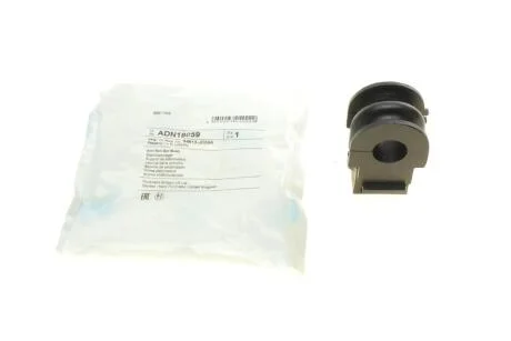 Втулка стабилизатора (переднего) Nissan Juke/Leaf 11- (d=21mm) BLUE PRINT ADN18059