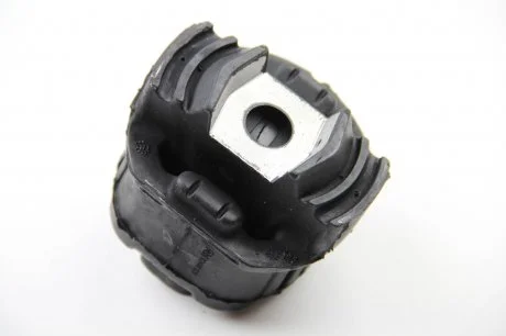 Сайлентблок задней балки W202 C180-C280 FEBI BILSTEIN 02498