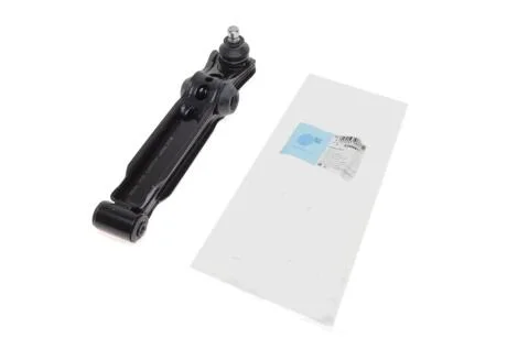 Важіль підвіски з сайлентблоками і кульовою опорою BLUE PRINT ADG08617