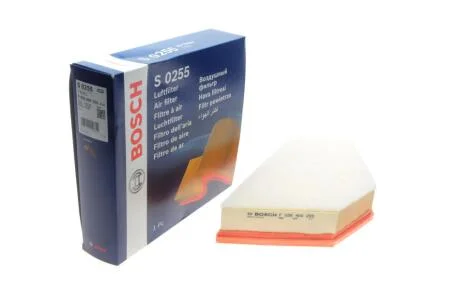 Фільтр повітряний Volvo C30/C70/S40/V40/V50 2.0/2.4D 06- BOSCH F026400255