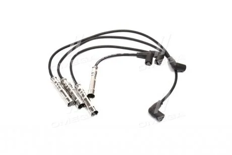 Комплект ізольованих проводів для свічок запалення CHAMPION CLS070