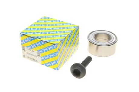 Підшипник маточини (задньої) Audi A4 00-09 SNR NTN R157.28