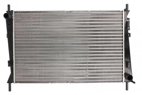 Радіатор охолоджування NISSENS 66704
