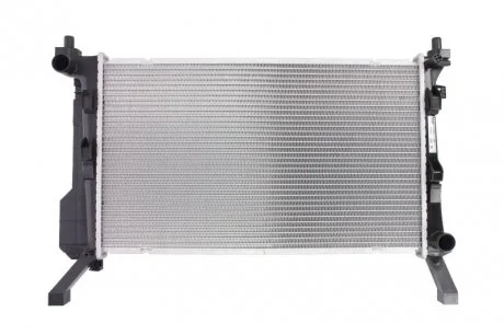 Радіатор охолоджування NISSENS 67106