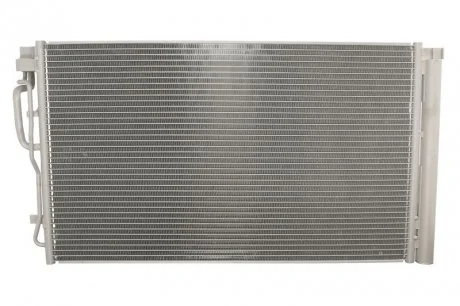 Радіатор кондиціонеру NISSENS 941055