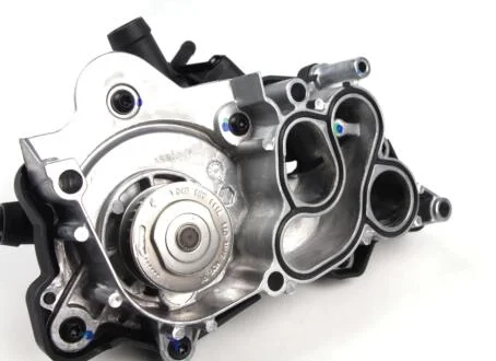 Помпа води VW Caddy IV 1.2/1.4 TSI 15- (з корпусом) PIERBURG 7.07152.10.0
