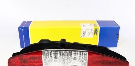 Фонарь задний Fiat Doblo 01-05(L) (LLD322) MAGNETI MARELLI 712406101120