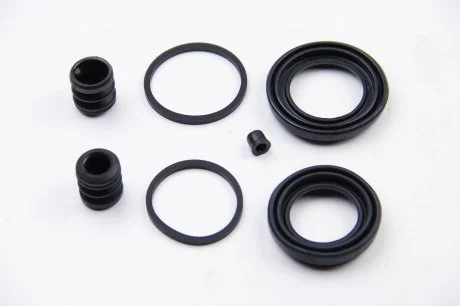 Ремкомплект гальмівного супорта передн Лів/Прав (діаметр поршня: 40) AUDI 100 C3, 200 C3, 80 B4, 90 B3, COUPE B3, QUATTRO RENAULT ESPACE III 1.6-3.0 07.80-10.02 AUTOFREN D4-556