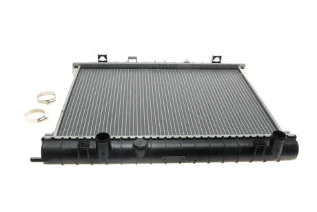 Радиатор охлаждения Opel Frontera A 2.0/2.2/2.4 92-98 NRF 509532