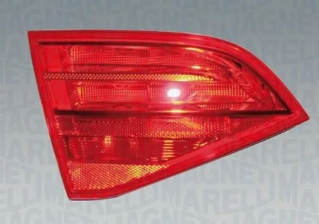 Задний внутрений фонарь левый AUDI A4 AVANT 08-10 MAGNETI MARELLI LLG352