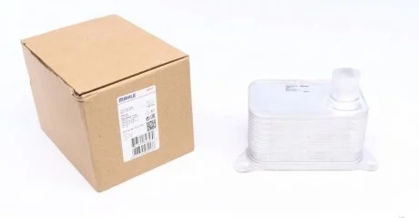 Радіатор масляний VW T5/T6 2.0 TSI 11- (теплообмінник) MAHLE / KNECHT CLC 185 000S