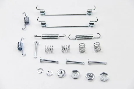 Комплект пружинок барабанных тормозов зад RENAULT 19/CLIO 88-98 180х42 SEINSA AUTOFREN D3921A